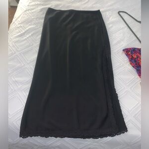 WILD FABLE: Black Midi Skirt